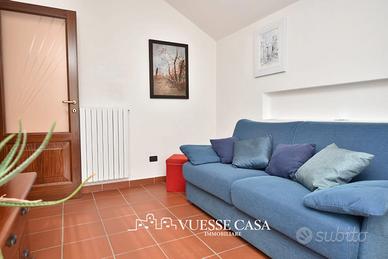 Ampio tre camere e due bagni