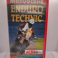 Enduro Technic VHS Cinehollywood con team KTM Fari