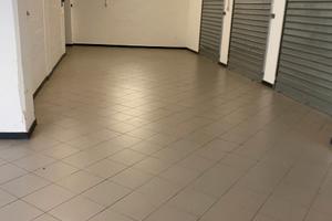 Box auto a Genova marassi fianco stadio Ferraris