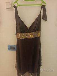 Vestito marrone stile anni 2000