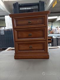 2 COMODINI IN LEGNO