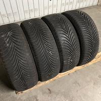 4 Gomme Michelin Alpin 5 205/55R16 80% invernali