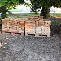 mattoni 0,50 € al pezzo