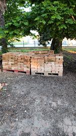 mattoni 0,50 € al pezzo