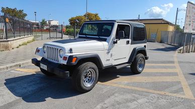 Jeep Wrangler TJ 4.0 Benzina – ASI – 105.000 km