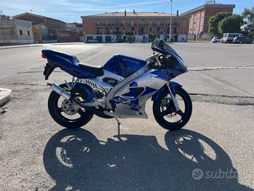 Peugeot XR6