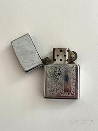 Accendino Zippo Venetian 352 - incisione Laura