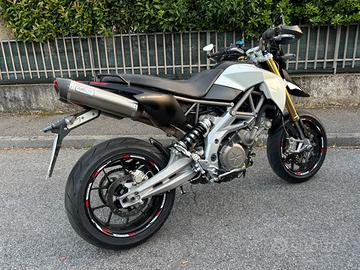 APRILIA DORSODURO 750 FACTORY ARROW