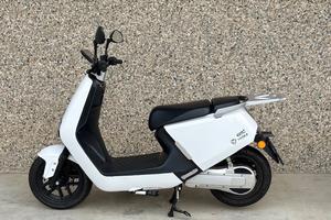 Scooter elettrico Yadea G5S 2025