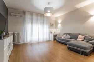 TRE LOCALI RISTRUTTURATO CON DUE BALCONI