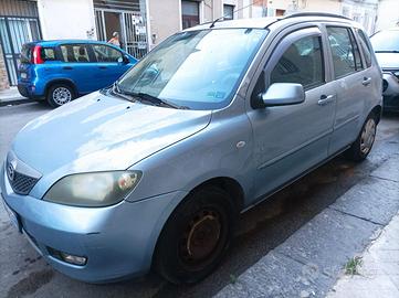 Mazda2 1.2 16V 5p prima serie