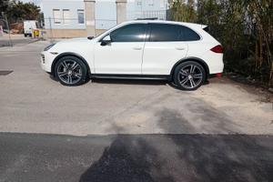Porsche Cayenne 3.0