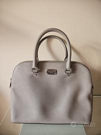 Borsa a mano con tracolla Michael Kors “Cindy”
