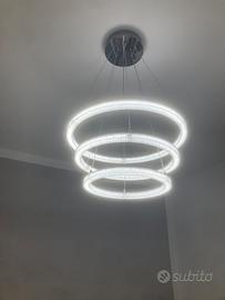 Lampadario led come nuovo