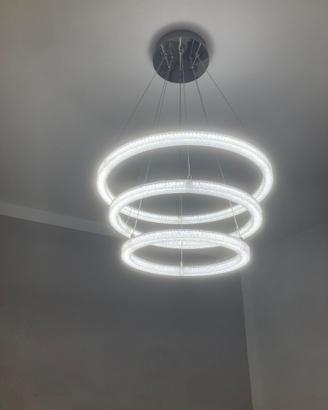 Lampadario led come nuovo