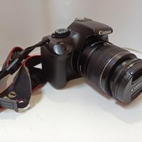 Macchina fotografica Canon eos 1100d con borsa