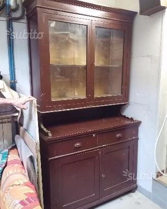 Vecchia credenza 1890