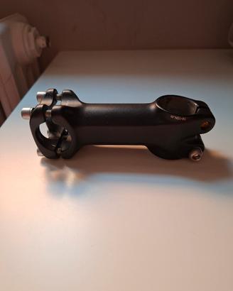 Attacco manubrio bicicletta