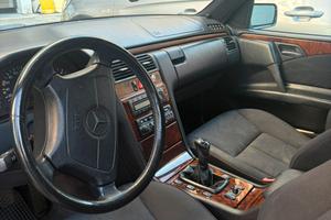 Mercedes classe E 220 diesel