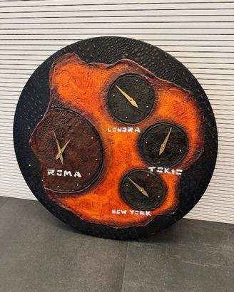 Orologio da parete etnico.
