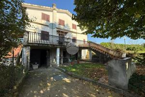 CASA SEMINDIPENDENTE A TARANO