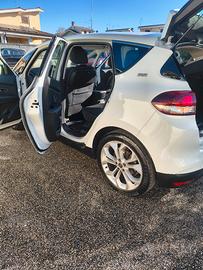 Renault Scenic sport 1.5 TDI 