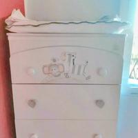 Fasciatoio con 3 cassetti e ampia vaschetta