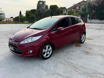 Ford Fiesta 1.2 benzina Neopatentati UNIPROPRIETÀ