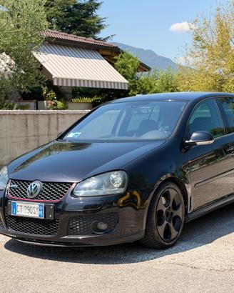 Volkswagen Golf GTI 2.0 16V FSI 4mot. 5p. Sportlin