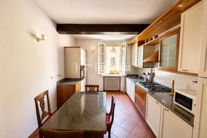 Ampio appartamento con 2 matrimoniali e doppi serv