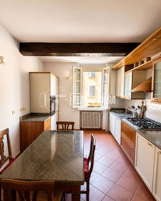 Ampio appartamento con 2 matrimoniali e doppi serv