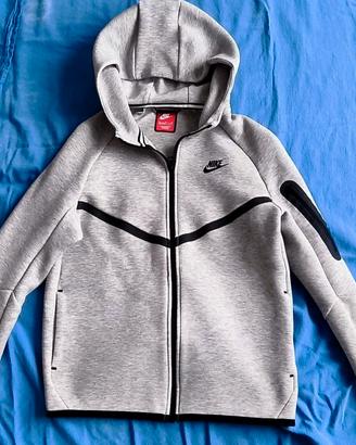 Felpa Nike grigio/nero taglia XL ragazzo