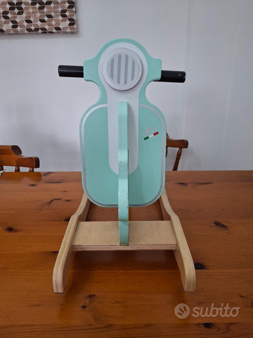 dondolo in legno vespa Tutto per i bambini In vendita a Palermo