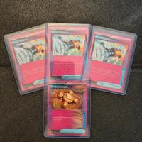 Lotto Pokémon Premium: 4 Carte in Top Loader -