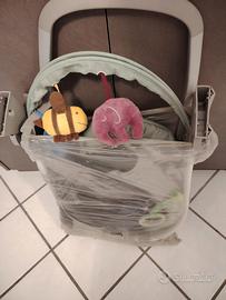 Dondolo  per cullare e intrattenere  bambini 