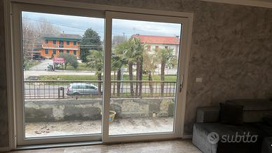 Fornitura e montaggio serramenti e porte