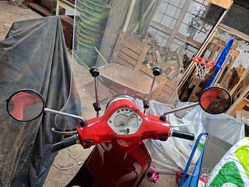 Piaggio Vespa 150 LX - 2013