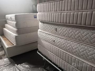 materassi in buon condizioni 90x200