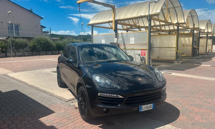 Porsche cayenne 2°serie 2011