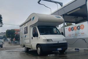 Camper mansardato Fiat McLouis 