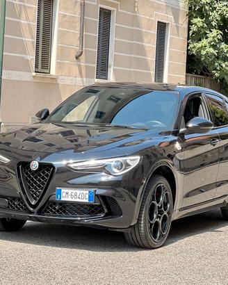 Alfa Romeo Stelvio 2.9 Bi-Turbo V6 510 CV AT8 Quad