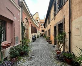 Rione Monti Bilocale Via De Ciancaleoni