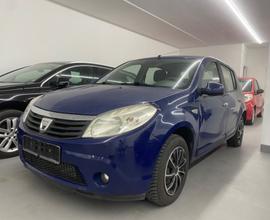 Dacia Sandero 1.5 dCi 70CV 5P GANCIO TRAINO