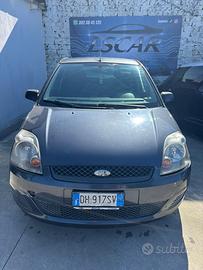 Ford fiesta 1.4 tdci full optional