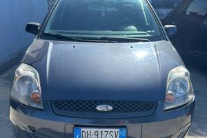 Ford fiesta 1.4 tdci full optional