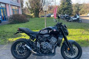 Honda CB 1000 R BLACK EDITION