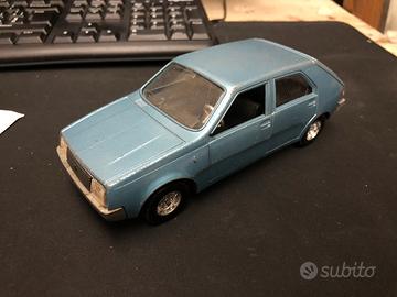 Renault 14 TL Burago Italy 1/24