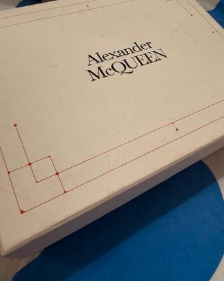 Alexander mcqueen nere