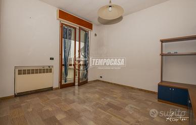 Quadrilocale con garage e cantina