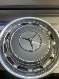 Mercedes set borchie